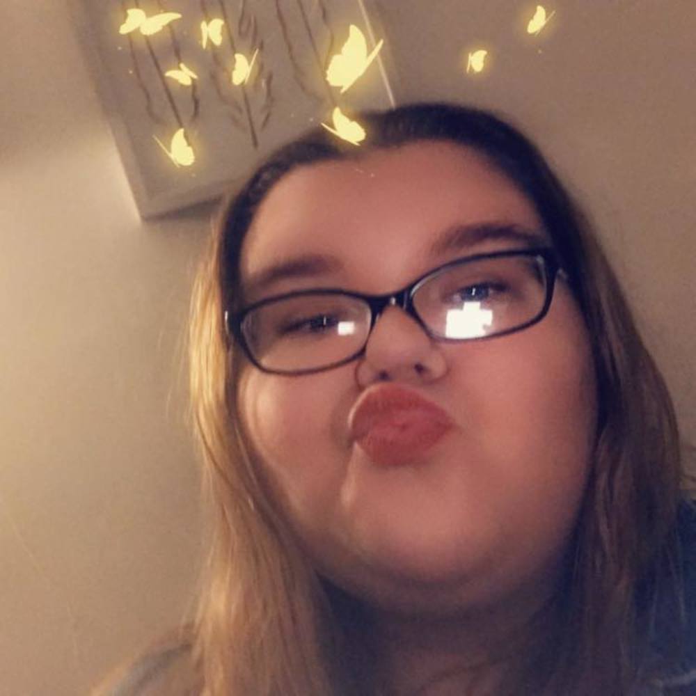 Meet your Posher, Carissa